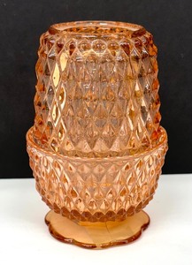 lot 129 image: Pretty Vintage Indian Glass Peach Fairy Glass Lamp