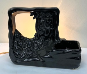 lot 140 image: Unique Mid Century Black TV Pottery Lamp