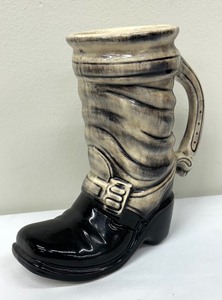 lot 149 image: Vintage McCoy Pottery Boot Motif Vase