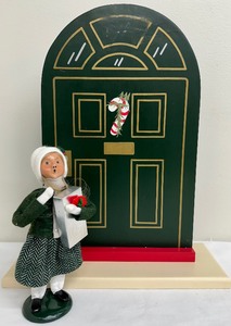 lot 212 image: Byers Choice Ltd The Carolers - Girl with Gift and Byers Choice Ltd 1988 and Large Green Door