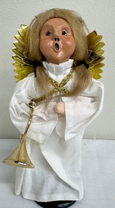 lot 62A image: Byers Choice Ltd - The Carolers - Blond Nativity Angel with Post Horn - 1989