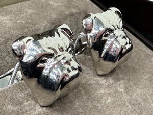 lot 194 image: Dunhill Bulldog Cufflinks
