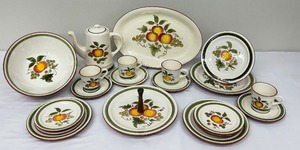lot 235 image: Vintage Stangl Pottery Apple Delight Dishes including Vintage Stangl Pottery Apple Delight Tidbit Tray