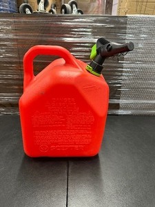lot 107 image: Like New Scepter 5 Gallon Gas Can - we used once