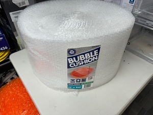 lot 118 image: 12 x 250 Bubble Wrap - small bubble