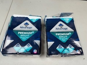 lot 106 image: 2 Mega Pack 800 sheet  1600 total sheets Premium Bright Ink Jet & Laser Printer Paper - Open may be few sheets short appear full