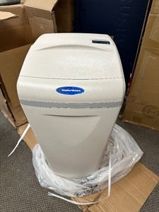 lot 13 image: WaterBoss 36,400 Grain Water Softener System - Reduces Hardness, Iron, Calcium, Dirt, and Sediment - Model 900 - Retail $629 (Like New Minor Damage top hidden)