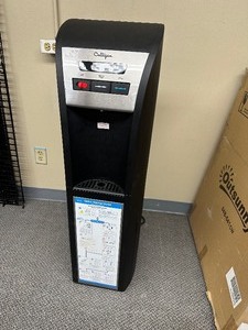 lot 40 image: Culligan Bottom Load Water Cooler, with Hot, Cold, Room Temp Water