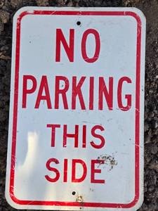 lot 66 image: Commercial Aluminum No Parking Sign