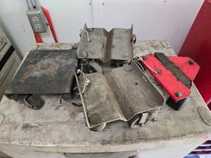 lot 89 image: 4 Heavy-Duty Snowmobile Movers  Dollies - Various Designs