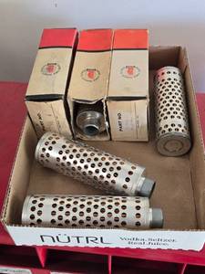 lot 100 image: Lot of 4 Air Filters Part Number 32796