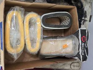 lot 104 image: Assorted Air Filters - Includes 4 Filters in Box Part No. 100-052
