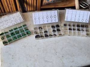 lot 132 image: Assortment of O-Rings - Multiple Sizes and Colors