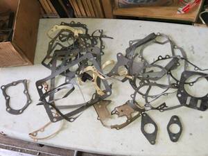 lot 169 image: Assortment of Gaskets and Seals - Various Sizes and Types