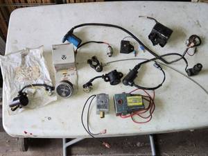lot 208 image: Assorted Automotive Electrical Components - See pics and Description