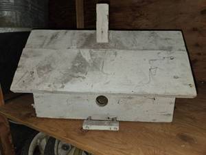 lot 221 image: Vintage Handmade Wooden Birdhouse - Rustic Design