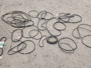 lot 222 image: Group of Used Rubber V Belts - Various Sizes