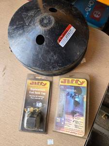 lot 238 image: Jiffy Ice Fishing Equipment Lot  - Includes 8 Blades and Fuel Cap