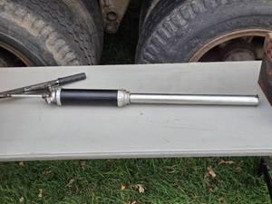 lot 248 image: Barrel Pump