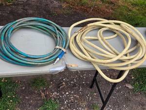 lot 264 image: Set of 2 Air Hoses