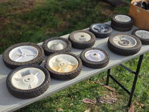 lot 306 image: Assorted Lot of Appearing to be New Lawn Mower Tires