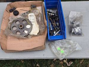 lot 330 image: Idler Gear Assembly and Other Parts
