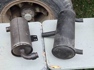 lot 336 image: Group of 2 Used Mufflers