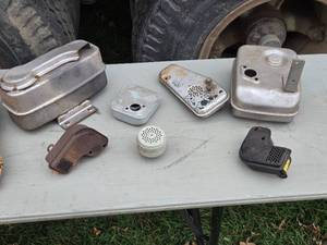lot 339 image: Assorted Used Small Engine Mufflers