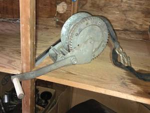 lot 352 image: Fulton Milwaukee F1600 Trailer Winch - 1600 lbs Maximum Line Pull - Untested