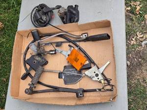 lot 369 image: Cables and Throttle Assemblies - Used