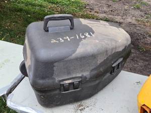 lot 384 image: Like New Chainsaw Case