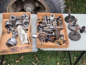 lot 417 image: Various Used Pistons, Rods, and Gears