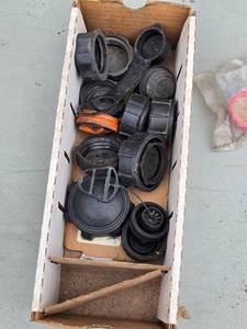 lot 423 image: Assortment of Gas Caps