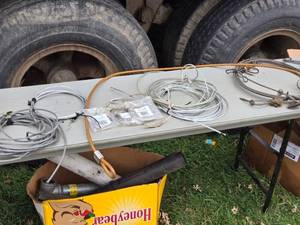 lot 436 image: Assortment of Metal Cables and Accessories