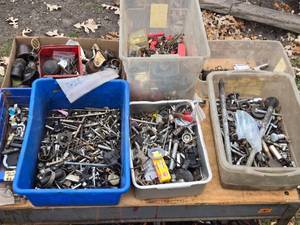lot 447 image: Assortment of Miscellaneous Hardware