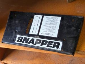 lot 464 image: Snapper Lawn Mower Safety Control Plate