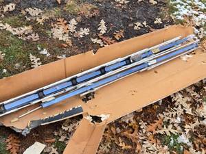 lot 467 image: Winegard Television Antenna - Set of Parts (May Not Be Complete)