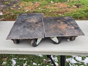 lot 483 image: Pair of Used Metal Dollies with Wheels
