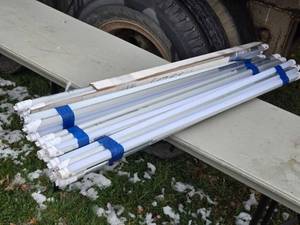 lot 489 image: Lot of Plug and Play LED Tubes - Model ZX T8 15W1200 BXX