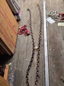 lot 504 image: Heavy Duty Chain - Approx. 10 Feet Length