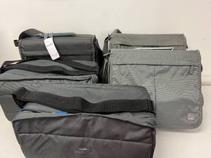 lot 42 image: Lot of 5 NEW ResMed CPAP Machine Padded Carry Case Travel Bags