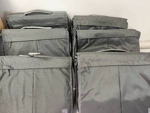 lot 34 image: Lot of 6 NEW ResMed AirSense 10 AutoSet For Her CPAP Machine Padded Carry Case Travel Bags