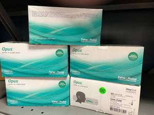 lot 40 image: Lot of 5 NEW Fisher & Paykel Healthcare 400HC526 Opus SleepStyle&nbspCPAP Bi-Level Ventilation Nasal Pillows Mask