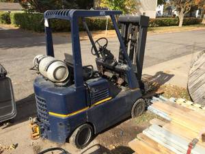 lot 102 image: Hyster S50E 5000 Lb Propane Forklift