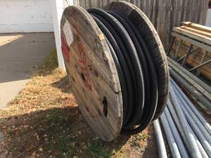lot 105 image: Spool with 2 Wire Coating Conduit