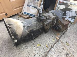 lot 114 image: C6 Transmission with 203 Transfer Case