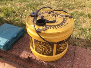 lot 129 image: Sears Shop Vac