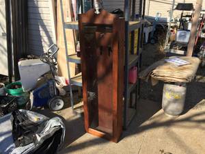 lot 188 image: Wooden Storage Cabinet 60 x 19 x 7