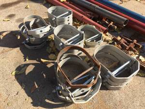 lot 228 image: 24 Clevis Hanger - 2 Sizes