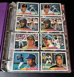 lot 24A image: 275 Baseball Card Binder - Late 80s Stars  Rookies - Puckett, Bo Jackson, Mattingly, McGwire, Biggio RCs, and More